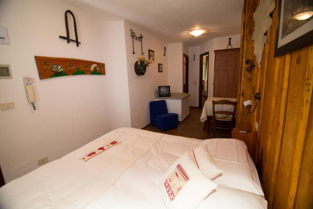 Hotel Edelweiss Limone Piemonte Exterior photo